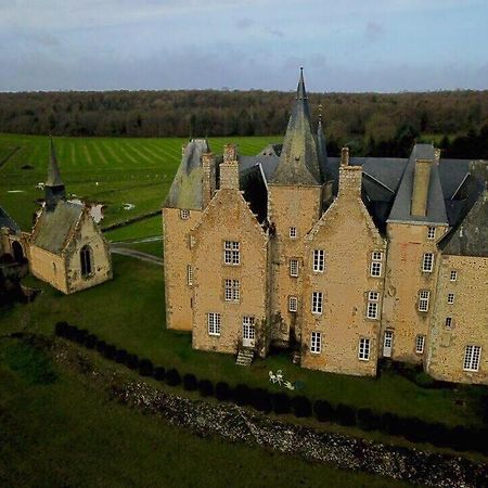 Chateau De Bourgon Montourtier Kültér fotó